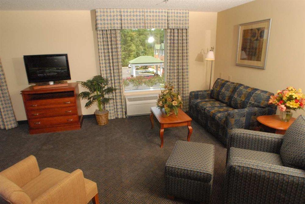 Hampton Inn Gloucester Kültér fotó