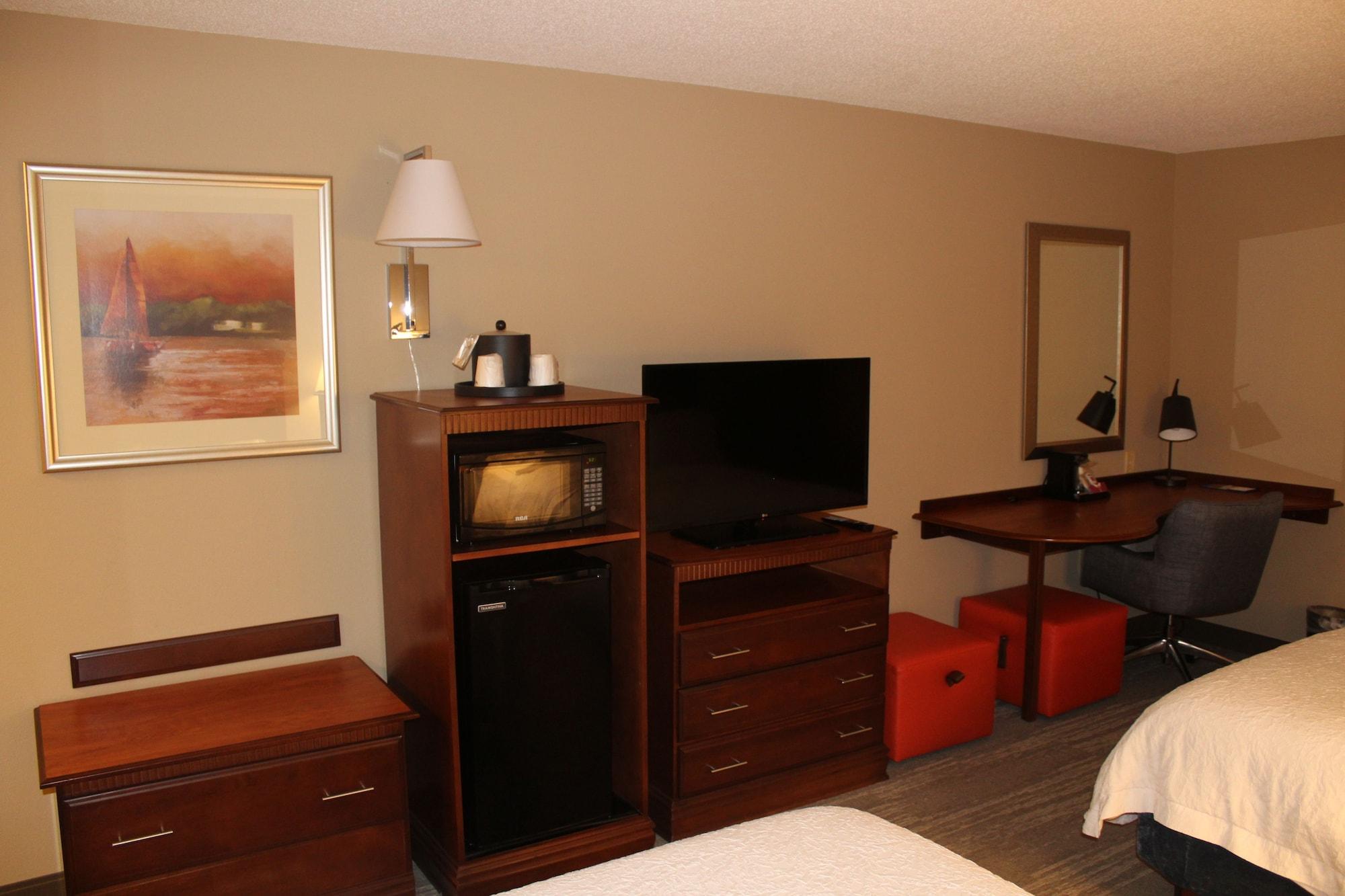 Hampton Inn Gloucester Kültér fotó