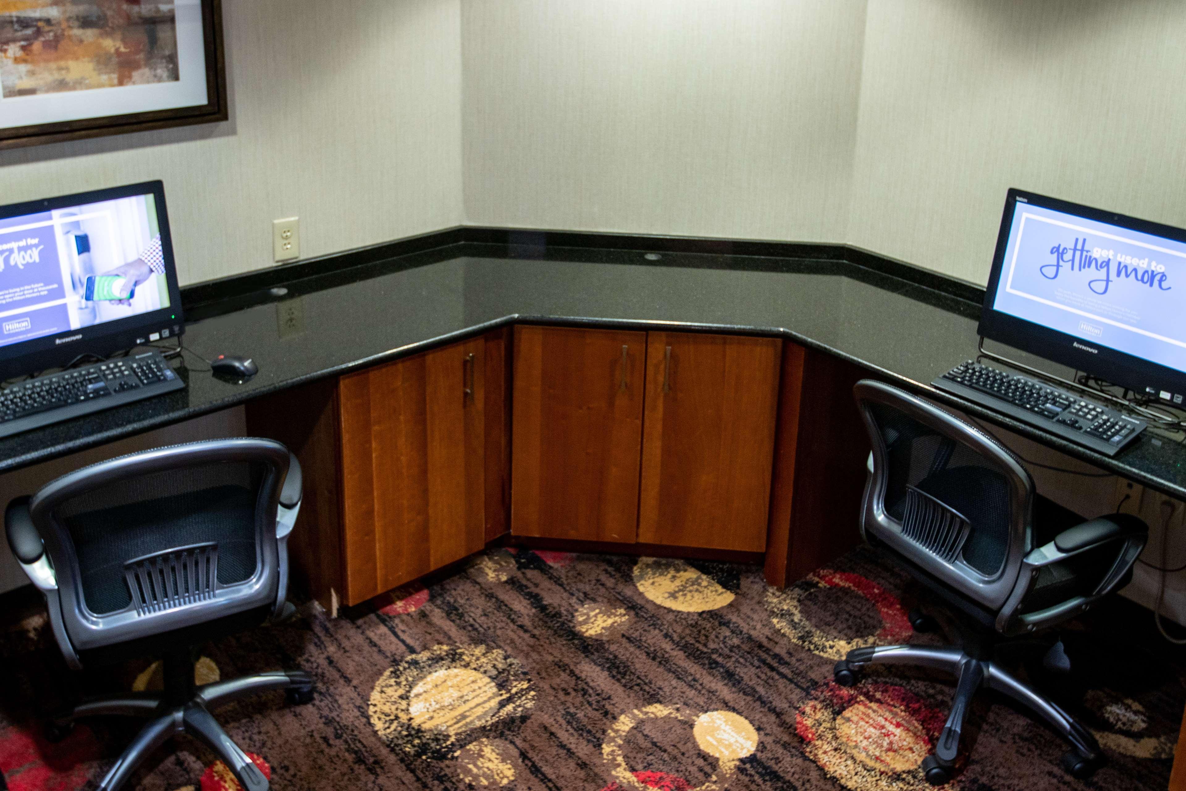 Hampton Inn Gloucester Kültér fotó