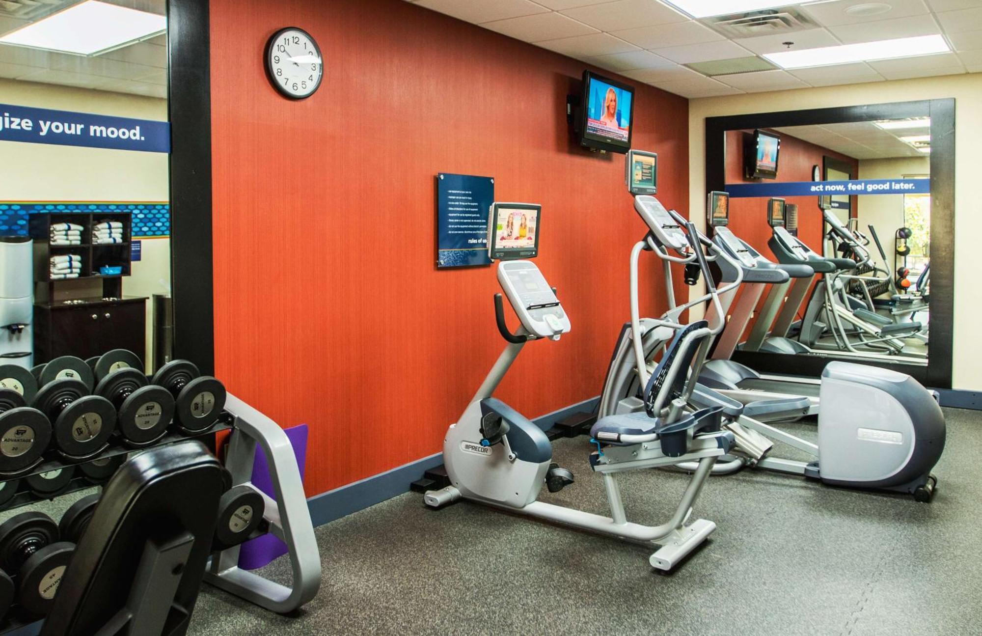 Hampton Inn Gloucester Kültér fotó